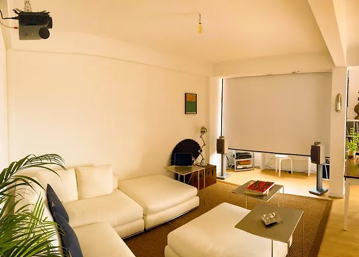 Ideally Located With Perfect Views Privatunterkunft Algés