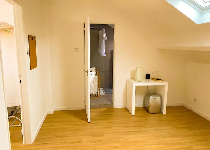 Privatunterkunft Ideally Located With Perfect Views Algés