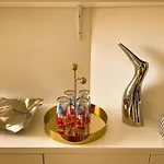 Homestay Ideally Located With Perfect Views Alges