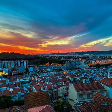 Homestay Ideally Located With Perfect Views *
