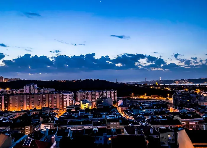 בית אירוח Ideally Located With Perfect Views *