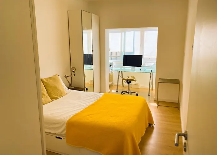 Ideally Located With Perfect Views בית אירוח אלז'ש